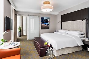 Hotel X Toronto, a Destination by Hyatt Hotel