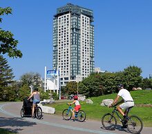 Hotel X Toronto, a Destination by Hyatt Hotel