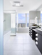 Hotel X Toronto, a Destination by Hyatt Hotel
