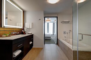 Hotel X Toronto, a Destination by Hyatt Hotel