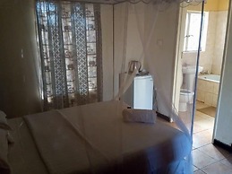 Zambezi Way Lodge