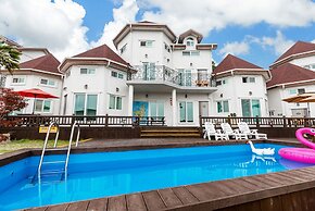 Geojerowa Pension