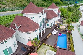 Geojerowa Pension