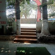 Hotel Geetanjali St Bus Stand Panvel