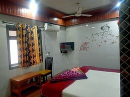Hotel Geetanjali St Bus Stand Panvel