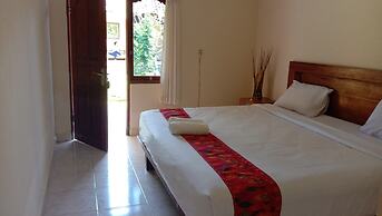 Astawa House
