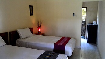 Astawa House