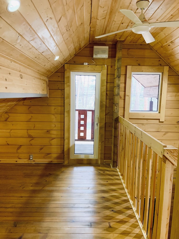 HAL Cottage