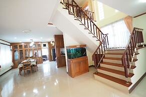 Lana Pool Villa