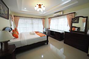 Lana Pool Villa
