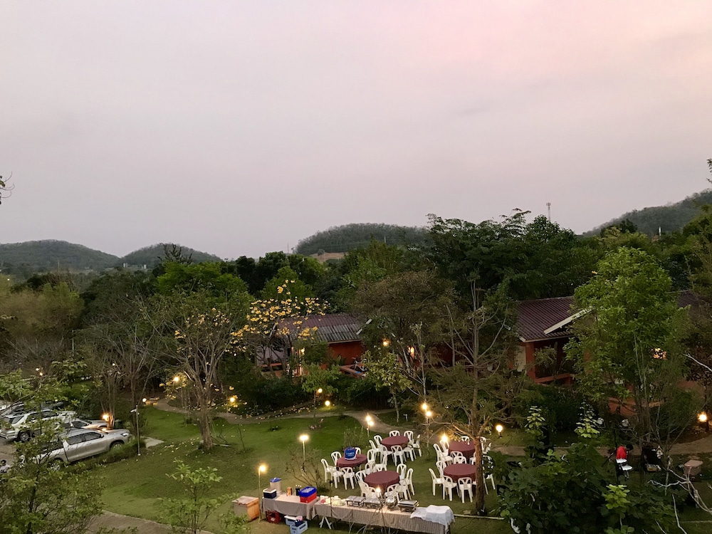 Baan Suan Rojjana
