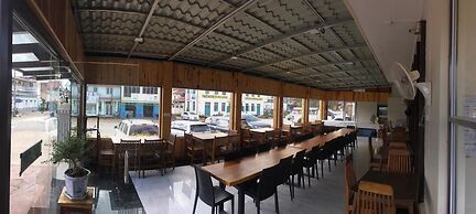 Parami Motel