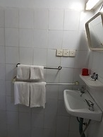Parami Motel