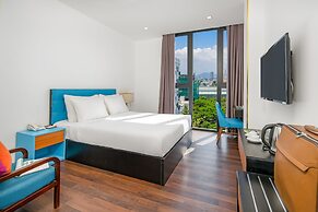 Platinum Danang Hotel