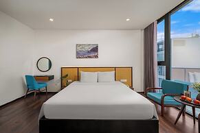Platinum Danang Hotel