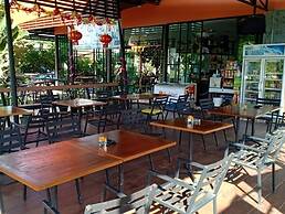 Banana Resort Sadao