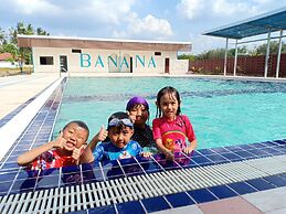 Banana Resort Sadao