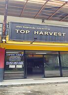 Top Harvest Rental - Hostel