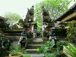 Odah Ayu Guest House