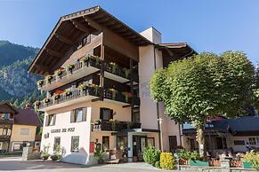 Zur Post & Appartementhaus Kern