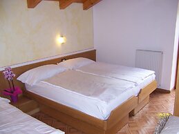 Alpen Hotel Rabbi