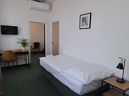 Hotel Legie