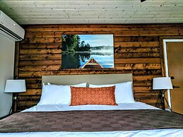 Riverside Inn