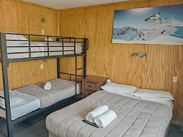 Pipers Lodge