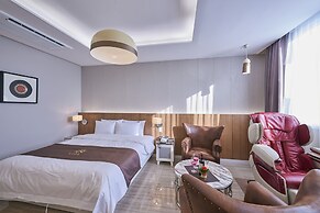 Gwangju Aura Hotel