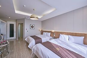 Gwangju Aura Hotel