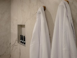 Salamanca Suites