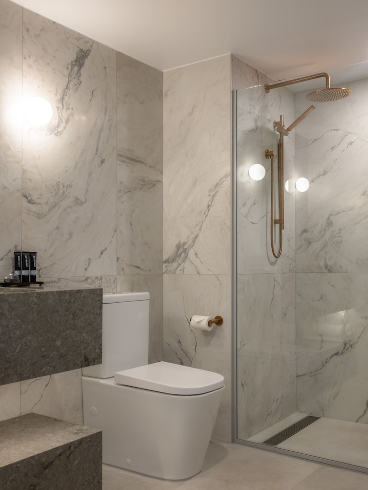 Salamanca Suites