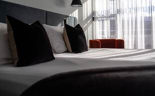 Salamanca Suites