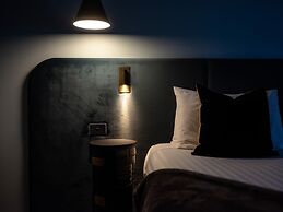 Salamanca Suites
