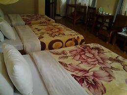Flamingo Safari Lodge