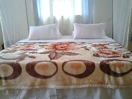 Flamingo Safari Lodge