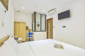 Annie Danang Hotel & Apartment