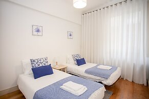 Liiiving in Porto Light Spacious Apartment
