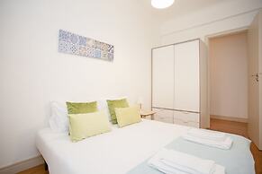 Liiiving in Porto Light Spacious Apartment