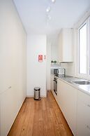 Liiiving in Porto Light Spacious Apartment