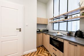 Arts Apartments