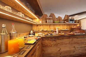 Dolomites B&B Suites and Apartments