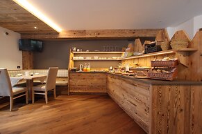 Dolomites B&B Suites and Apartments