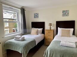 Your Space Apartments - Manor House
