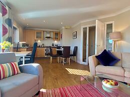 Your Space Apartments - Market Rise