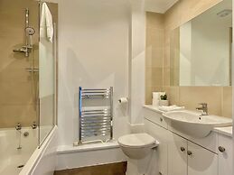 Your Space Apartments - Market Rise