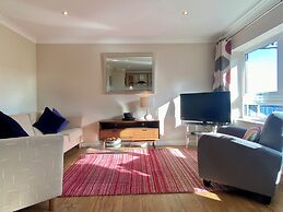 Your Space Apartments - Market Rise