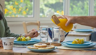Torrelama Room Breakfast