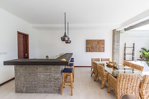 Villa Juna