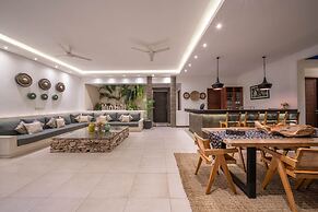 Villa Tira